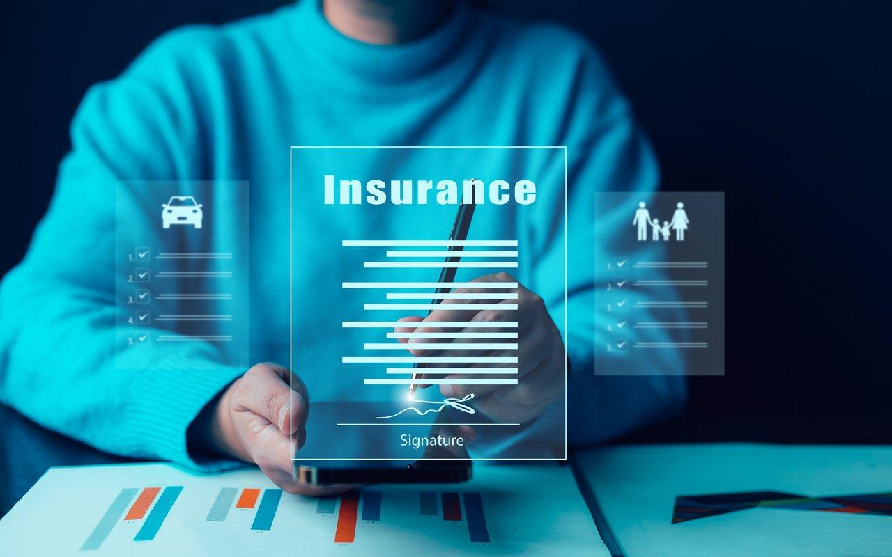 Contrat d'assurance en ligne : étape essentielle pour couvrir votre logement et respecter les obligations contractuelles.